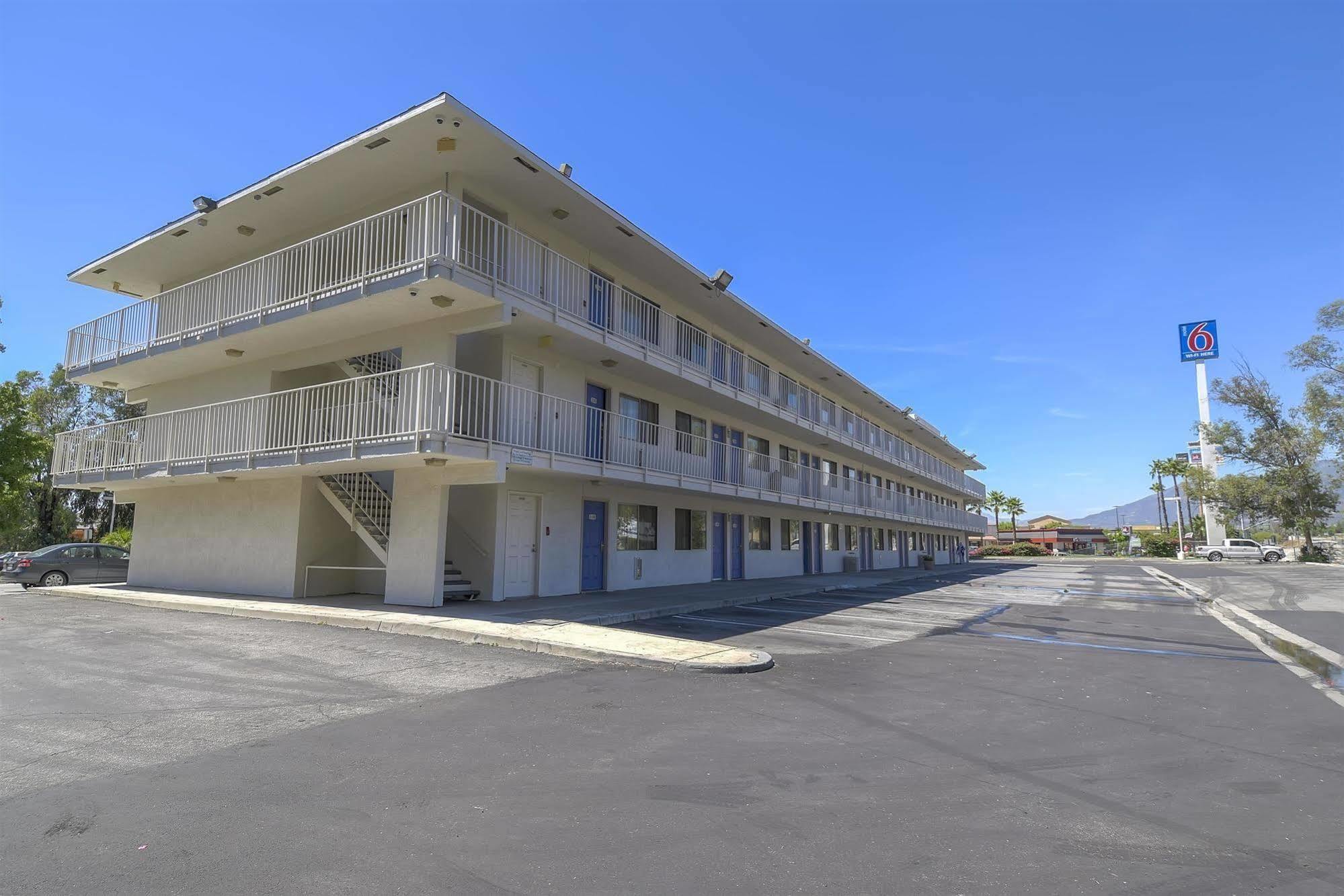 Motel 6-San Bernardino, Ca - North Serrano Village Esterno foto